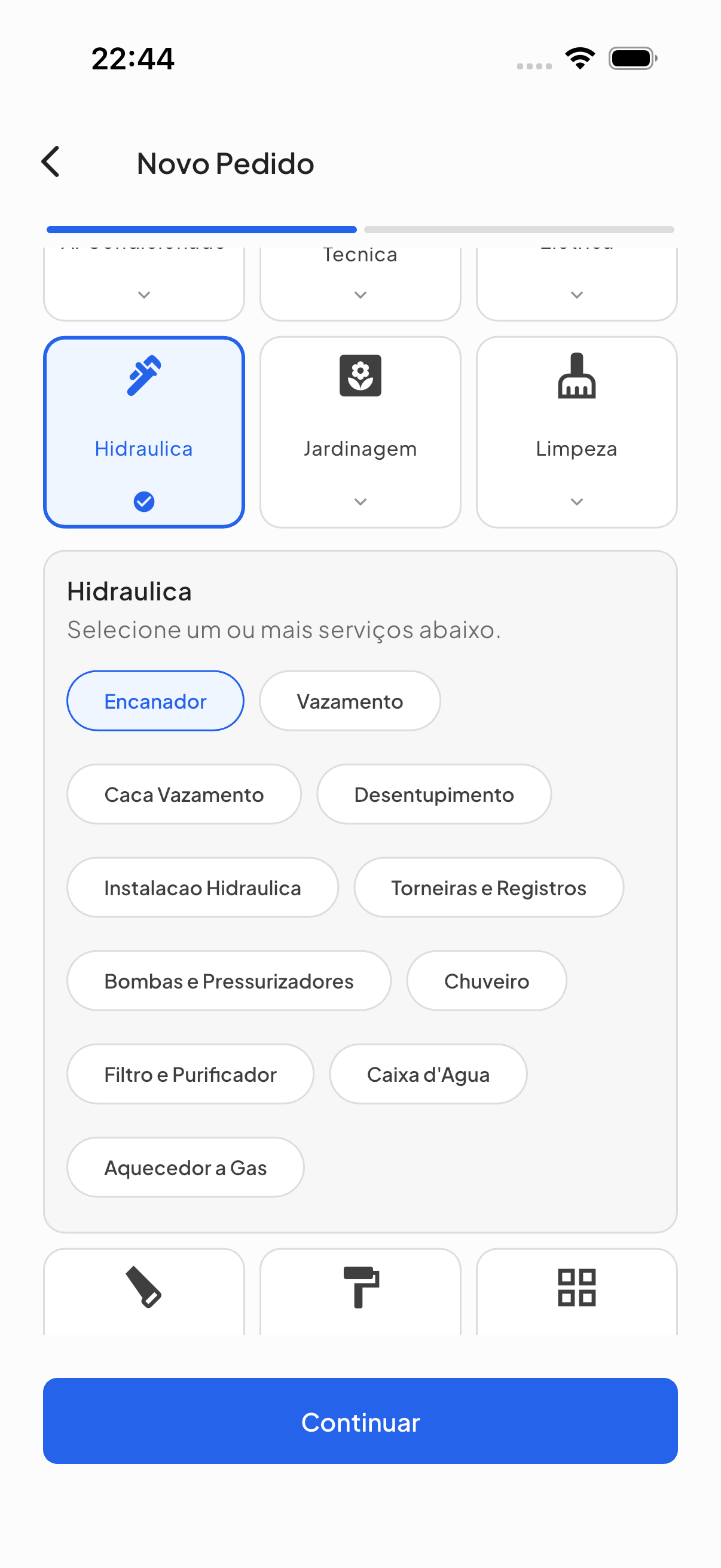 Tela real do Presta Aí com categoria e serviço selecionados para criar um pedido